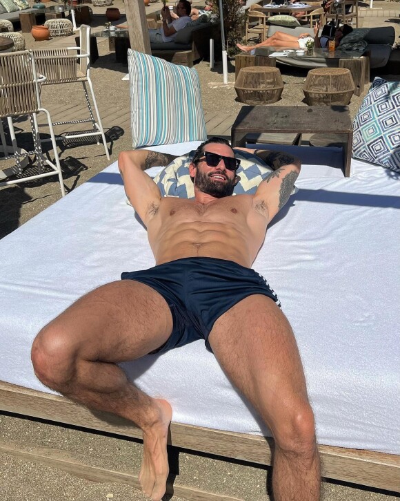 Hugo Manos a fêté son anniversaire à Marbella, en Espagne. Instagram, avril 2022.