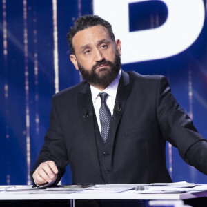 Exclusif - Cyril Hanouna sur le plateau de l'émission Face à Baba, présentée par C.Hanouna en direct sur C8 - Paris le 16/03/2022 - © Jack Tribeca / Bestimage 