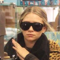 Mary-Kate Olsen : Elle ne lâche plus... sa veste !