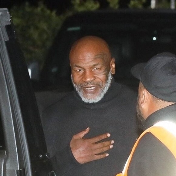 Exclusif - Mike Tyson à la sortie d'un dîner au Nobu de Malibu, Los Angeles, Californie, Etats-Unis, le 19 mars 2022.