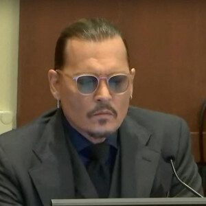 Johnny Depp poursuit son ex-femme Amber Heard pour diffamation. Ici au tribunal de Fairfax. Le 21 avril 2022.