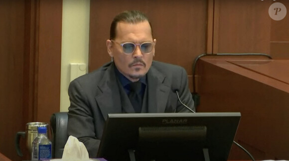 Johnny Depp poursuit son ex-femme Amber Heard pour diffamation. Ici au tribunal de Fairfax. Le 21 avril 2022.