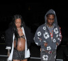 Rihanna enceinte et son compagnon ASAP Rocky arrivent au restaurant Giorgio Baldi pour un dîner de baby shower avec sa famille et ses amis à Santa Monica, Los Angeles, Californie, Etats-Unis
