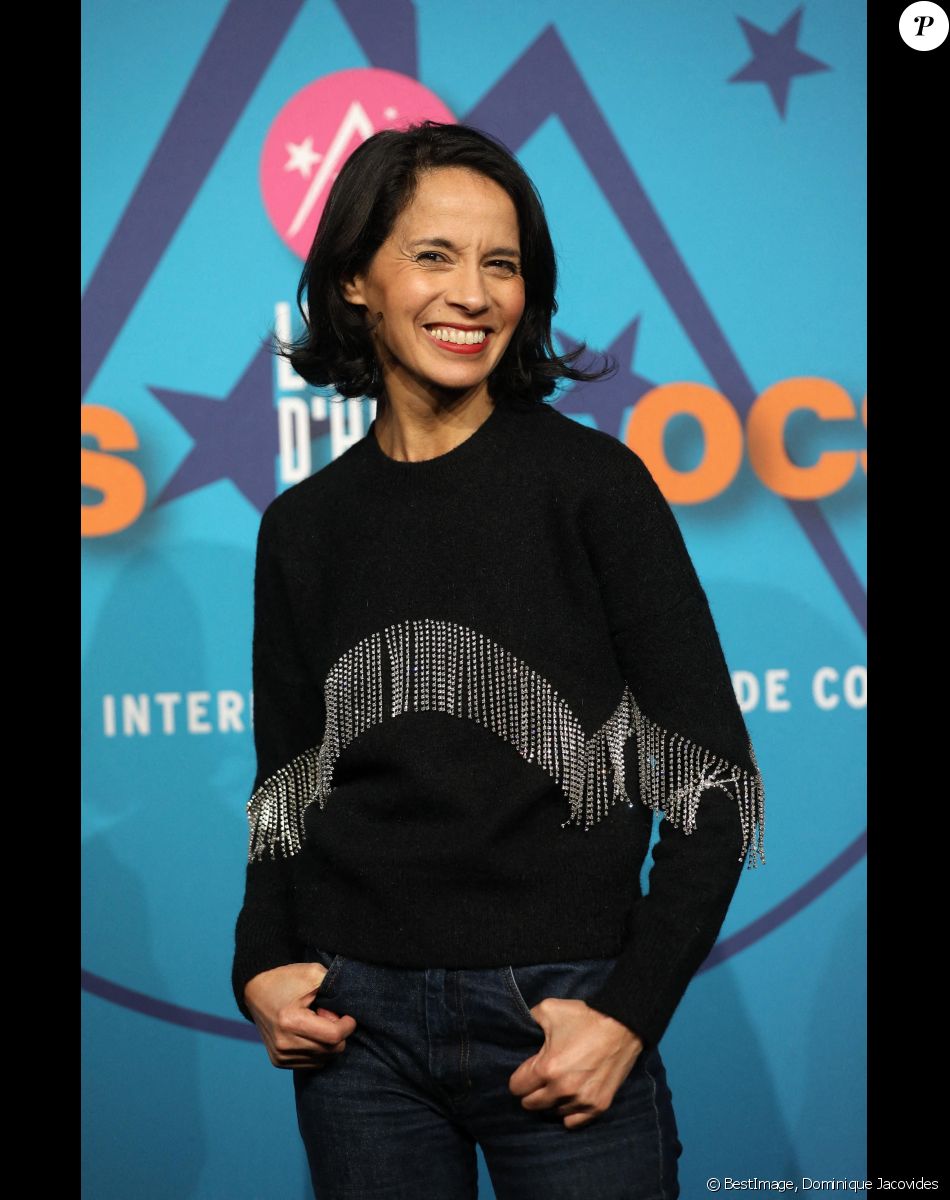 Sophia Aram - Photocall de la soirée lors de la 25ème édition du Festival international du film de comédie de l'Alpe d'Huez le 18 janvier 2022.