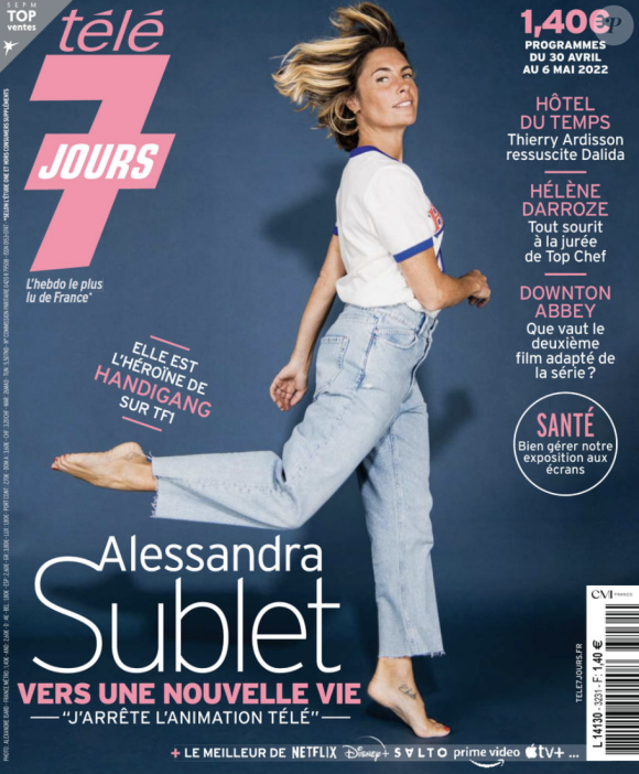 Couverture du magazine "Télé 7 Jours" du 25 avril 2022 avec Alessandra Sublet