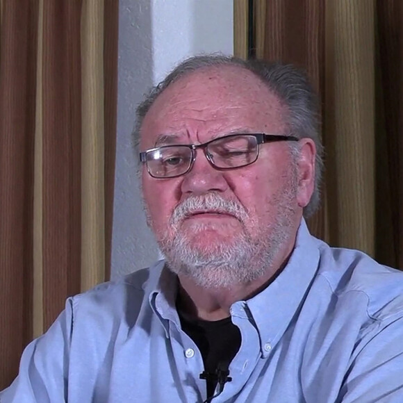 Thomas Markle s'est dit prêt à témoigner dans le procès intenté contre sa fille Meghan Markle par sa demi-soeur, Samantha Markle, lors de l'émission YouTube de K.Larsen. Meghan Markle est attaquée en justice pour diffamation par sa demi-soeur Samantha Markle. Dans l'interview accordée à Oprah Winfrey (CBS) l'année dernière, Meghan Markle avait notamment affirmé qu'elle était fille unique et avait critiqué son père. Samantha Markle réclame une indemnité de 75.000 dollars. Le 14 mars 2022.