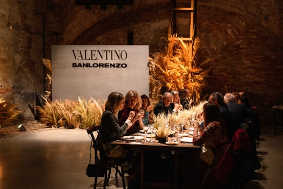 Les célébrités au dîner "Valentino" lors de la 59ème Biennale de Venise, le 22 avril 2022. 