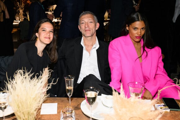 Francesca Ragazzi, Vincent Cassel, Tina Kunakey - Les célébrités au dîner "Valentino" lors de la 59ème Biennale de Venise, le 22 avril 2022. 