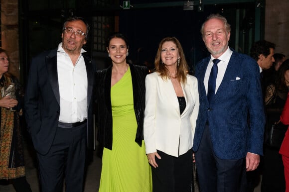 Massimo Perotti, PDG de Sanlorenzo, Alessia Perotti, Alessandra Repini, Arturo Artom - Les célébrités au dîner "Valentino" lors de la 59ème Biennale de Venise, le 22 avril 2022. 