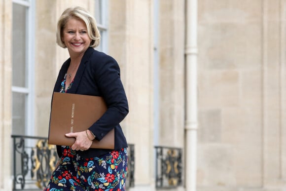 Brigitte Bourguignon Ministre deleguee chargee de l'Autonomie à la sortie du conseil des ministres, au palais de l'Elysée, à Paris, France, le 28 avril 2022
