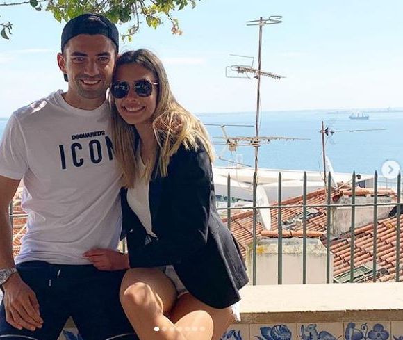 Enzo Zidane en vacances avec sa compagne Karen Gonçalves à Lisbonne. Instagram, le 1er avril 2019.