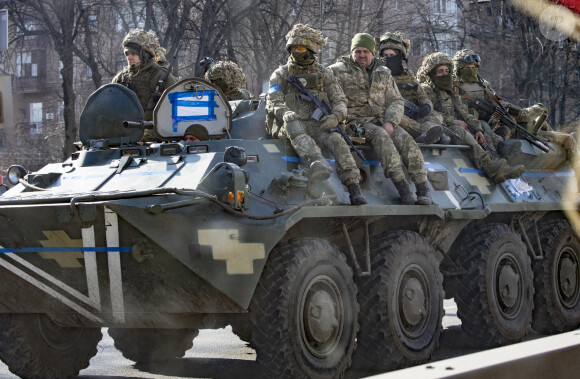 La résistance s'organise à Kiev pour empêcher l'invasion russe. Le 26 février 2022. 