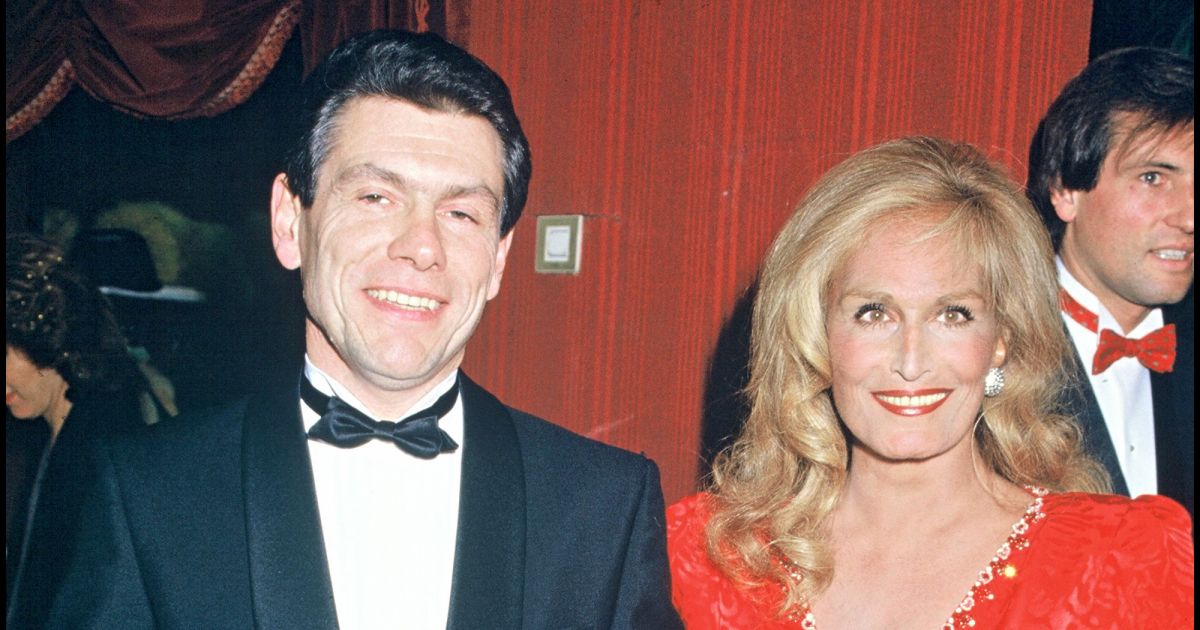 Archives Dalida et François Naudy lors d'une soirée pour la lutte contre le Sida à Paris en Archives Dalida et François Naudy lors d'une soirée pour la lutte contre le Sida à Paris en