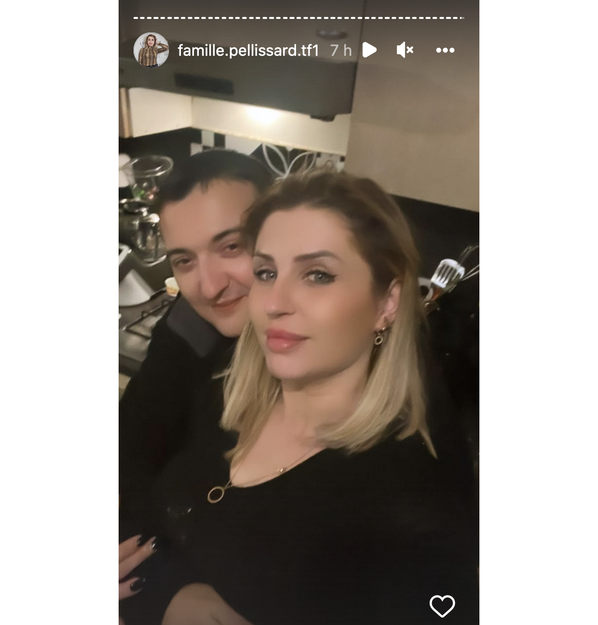 Photo : Amandine Pellissard (Familles nombreuses) avec son mari Alexandre -  Instagram - Purepeople