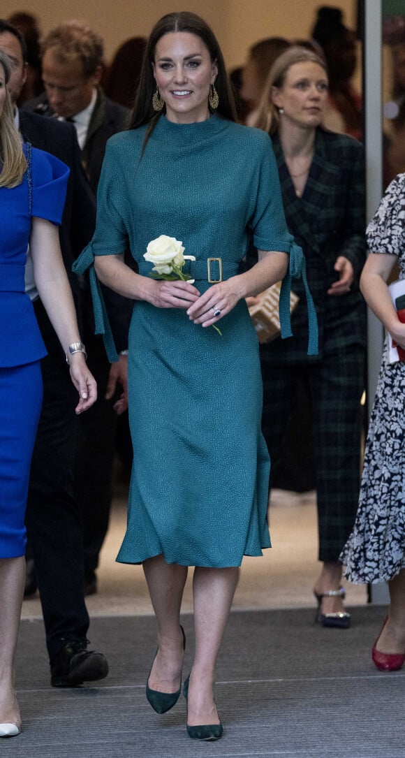Kate Catherine Middleton, duchesse de Cambridge, est allée remettre le prix "British Fashion Council" au Design Museum de Londres. Le 4 mai 2022  4 May 2022. The Duchess of Cambridge presents The Queen Elizabeth II Award for British Design at an event hosted by the British Fashion Council at London's Design Museum. 