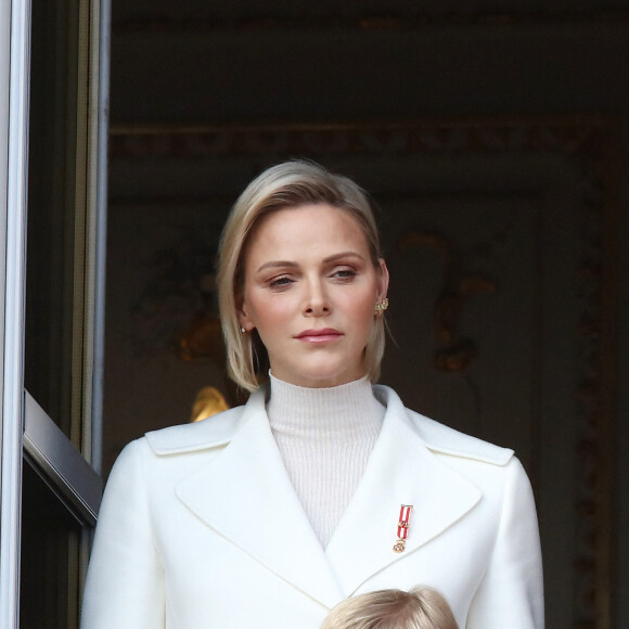 Info - La princesse Charlène de Monaco ne participera pas aux festivités de la fête nationale monégasque le 19 novembre - La princesse Charlene et son fils le prince Jacques - La famille princière de Monaco au balcon du palais lors de la Fête nationale monégasque à Monaco. Le 19 novembre 2019 © Dominique Jacovides / Bestimage