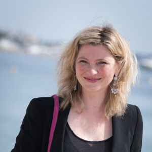 Cécile Bois - Photocall du film "Candice Renoir" au Miptv de Cannes le 7 avril 2014