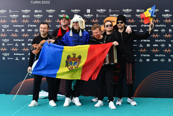 Moldavia: Zdob si Zdub & Fratii Advahov au photocall de "l'Eurovision 2022" à Turin, le 8 mai 2022.