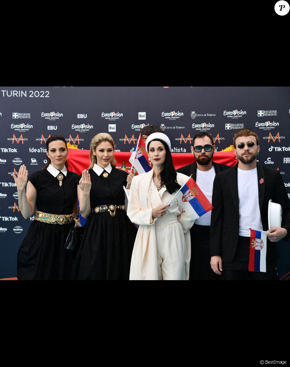 Serbia: Konstrakta au photocall de "l'Eurovision 2022" à Turin, le 8 mai 2022.