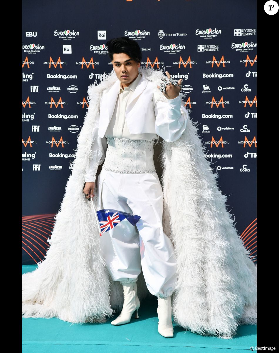 Australia: Sheldon Riley au photocall de "l'Eurovision 2022" à Turin, le 8 mai 2022.