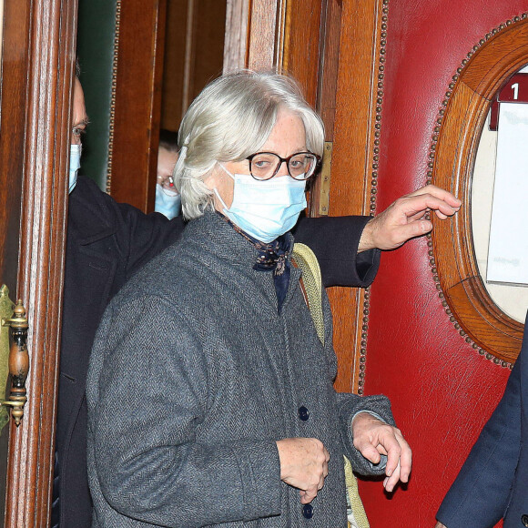 François Fillon et sa femme Penelope au dernier jour du procès dit des "emplois fictifs" au palais de Justice de Paris le 30 novembre 2021. © Panoramic / Bestimage