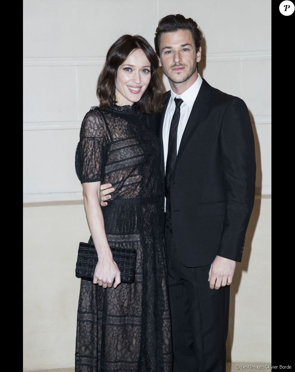 Gaspard Ulliel et sa compagne Gaëlle Pietri - Photocall lors du deuxième défilé Chanel "Métiers d'Art" au Ritz à Paris, France, le 6 décembre 2016. © Olivier Borde/Bestimage
