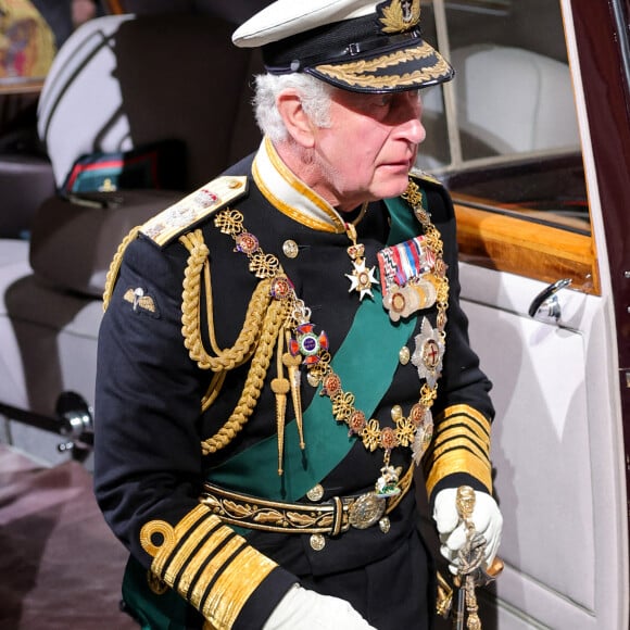 Le prince Charles, prince de Galles - Arrivée au discours de l'ouverture officielle du Parlement à Londres, le 10 mai 2022. Ayant des problèmes de mobilité, la reine d'Angleterre est représentée par le prince de Galles.