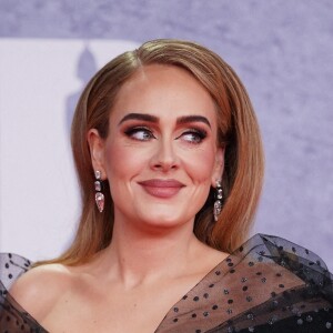 Adele - Photocall de la cérémonie des Brit Awards 2022 à l'O2 Arena à Londres le 8 février 2022