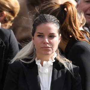 Sophie Tapie - Sorties de la messe funéraire en hommage à Bernard Tapie en l'église Saint-Germain-des-Prés à Paris. Le 6 octobre 2021 © Jacovides-Moreau / Bestimage