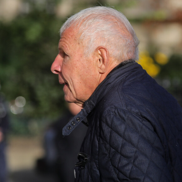 Patrick Poivre d'Arvor (PPDA) - Arrivées aux obsèques d'Etienne Mougeotte en l'église Saint-François-Xavier à Paris. Le 13 octobre 2021