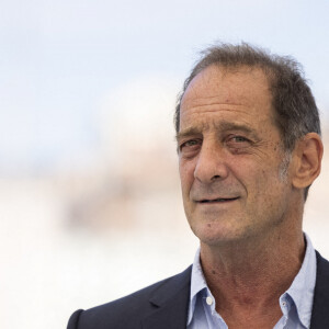 Vincent Lindon au photocall du film Titane lors du 74ème festival international du film de Cannes le 14 juillet 2021