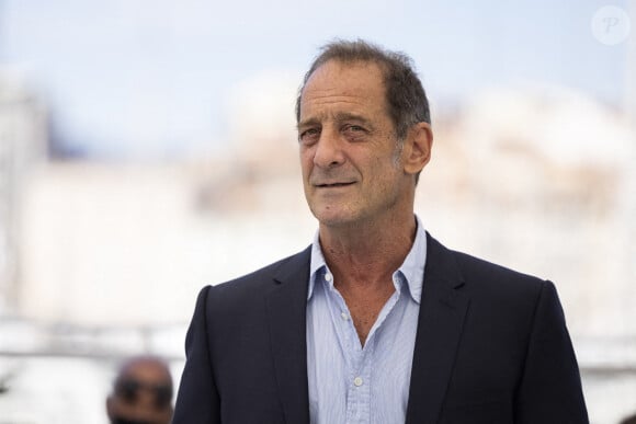 Vincent Lindon au photocall du film Titane lors du 74ème festival international du film de Cannes le 14 juillet 2021