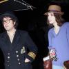 Sean Lennon et Charlotte Kemp Muhl, dans les rues de Los Angeles, le 28 janvier 2010 !