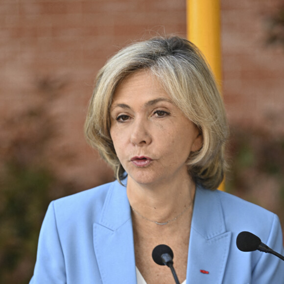 Valérie Pécresse, présidente de la Region Ile de France - V.Pécresse, présidente de la région Ile-de-France, inaugure la 2 ème édition de la Biennale d'architecture et de paysage à Versailles, qui se tient jusqu'au 13 juillet 2022. © JB Autissier / Panoramic / Bestimage 