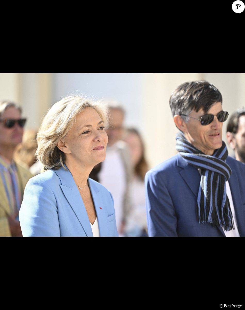 François de Mazières, maire de Versailles, Valérie Pécresse - Presidente de la Region Ile de France - V.Pécresse, présidente de la région Ile-de-France, inaugure la 2 ème édition de la Biennale d'architecture et de paysage à Versailles, qui se tient jusqu'au 13 juillet 2022. © JB Autissier / Panoramic / Bestimage