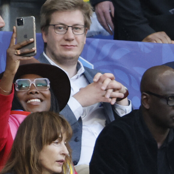 Lilian Thuram et Kareen Guiock - People lors de la finale de la Coupe de France de football entre le FC Nantes et l'OGC Nice (1-0) au stade de France, Saint-Denis le 7 mai 2022 © Cyril Moreau