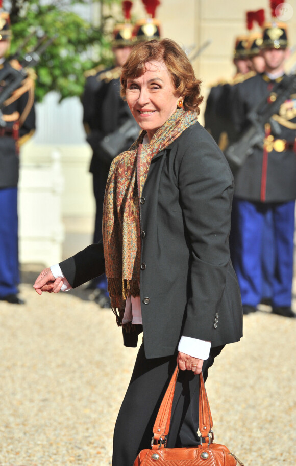 Edith Cresson lors de l'investiture de François Hollande en tant que président de la République en 2012