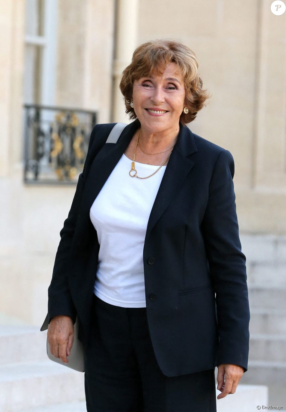 Edith Cresson (Officier de la Légion d'honneur) Cérémonie de remise