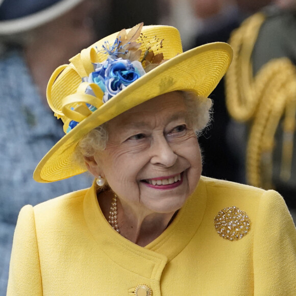 La reine Elizabeth II à la station de métro Paddington de Londres pour l'inauguration de la Elizabeth Line. Photo by Andrew Matthews/PA Wire/ABACAPRESS.COM