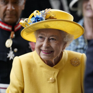 La reine Elizabeth II à la station de métro Paddington de Londres pour l'inauguration de la Elizabeth Line, mardi 17 mai 2022. Photo by Andrew Matthews/PA Wire/ABACAPRESS.COM