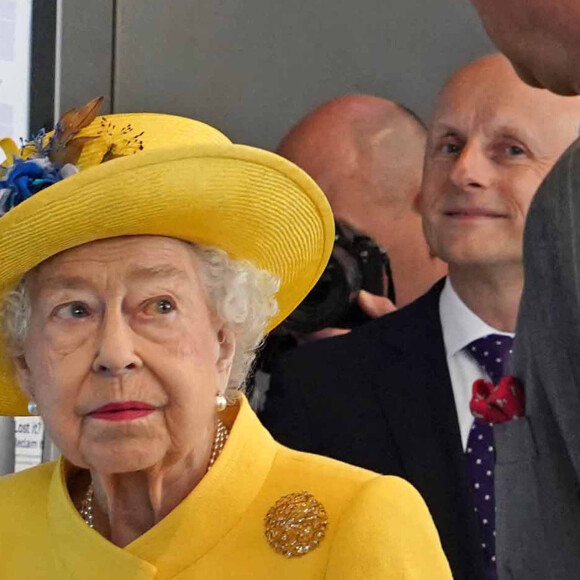 La reine Elizabeth II à la station de métro Paddington de Londres pour l'inauguration de la Elizabeth Line, mardi 17 mai 2022. Photo by Ian West/PA Wire/ABACAPRESS.COM