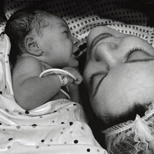 Solweig Rediger-Lizlow a donné naissance à son premier enfant, un bébé prénommé Jimi-Roz