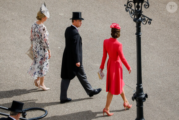 Catherine Kate Middleton, duchesse de Cambridge, Sophie Rhys Jones, comtesse de Wessex et le prince Edward comte de Wessex lors de la Royal Garden Party à Buckingham Palace, le 18 mai 2022. 