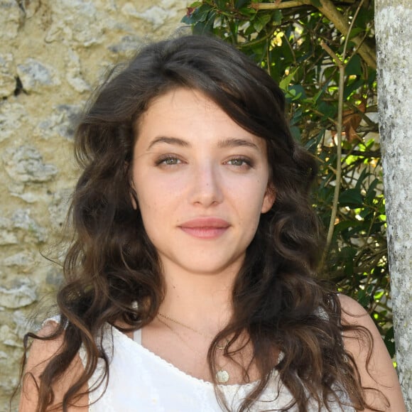 Zoé Adjani - Photocall du film "Cigare au miel" lors du 14ème Festival du Film Francophone d'Angoulême. Le 26 août 2021 © Coadic Guirec / Bestimage