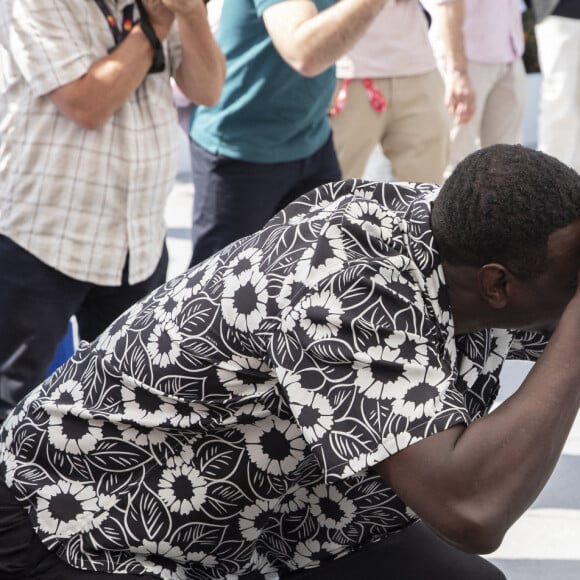 Omar Sy au photocall du film "Tirailleurs" (Un certain regard) lors du 75ème Festival International du Film de Cannes, le 19 mai 2022. © Cyril Moreau / Bestimage 