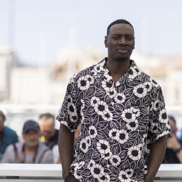 Omar Sy au photocall du film "Tirailleurs" (Un certain regard) lors du 75ème Festival International du Film de Cannes, le 19 mai 2022. © Cyril Moreau / Bestimage 