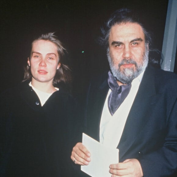 Le compositeur Vangelis avec Emmanuelle Seigner