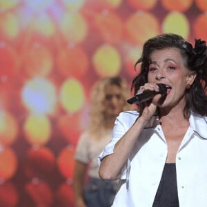 Exclusif - La chanteuse Lio - Enregistrement de l'émission "300 choeurs chantent Les tubes d'un jour" à Paris, qui sera diffusée le 19 mars 2021 sur France 3. Le 15 septembre 2020 