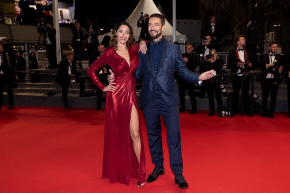 Delia Duran et Alex Belli - Montée des marches du film " Nostalgia " lors du 75ème Festival International du Film de Cannes. Le 24 mai 2022