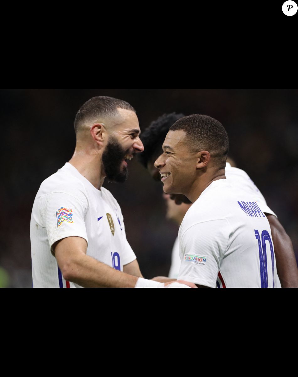Kylian Mbappe et Karim Benzema: La France remporte la coupe de la Ligue des Nations en battant l'Espagne 2 buts à 1 à Milan le 10 octobre 2021. © Inside/Panoramic/Bestimage